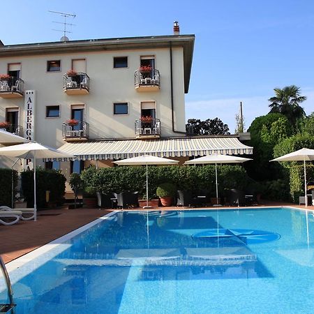 Albergo Ristorante Papa Пескиера дел Гарда Екстериор снимка