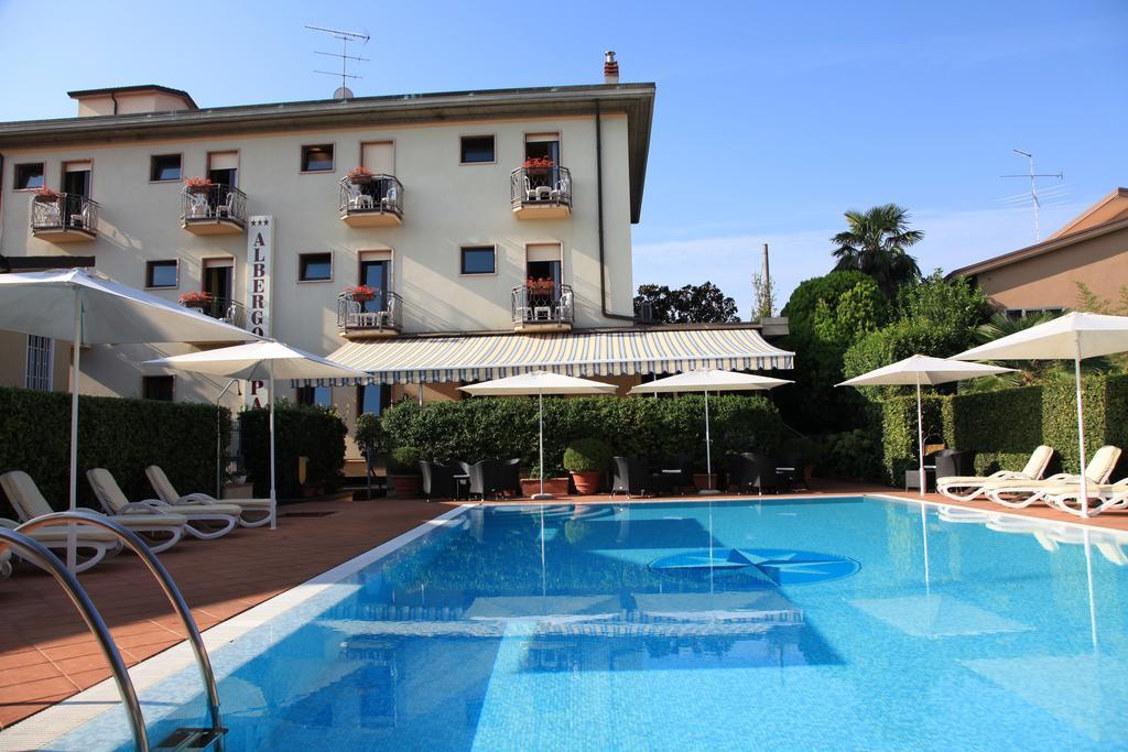 Albergo Ristorante Papa Пескиера дел Гарда Екстериор снимка