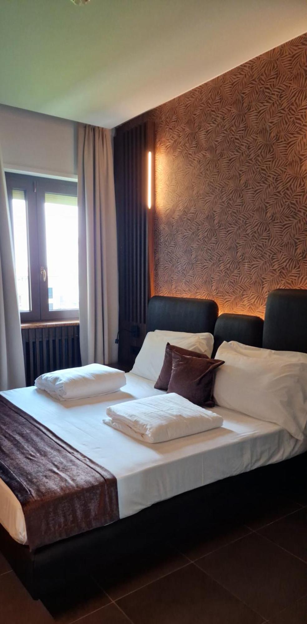 Albergo Ristorante Papa Пескиера дел Гарда Екстериор снимка