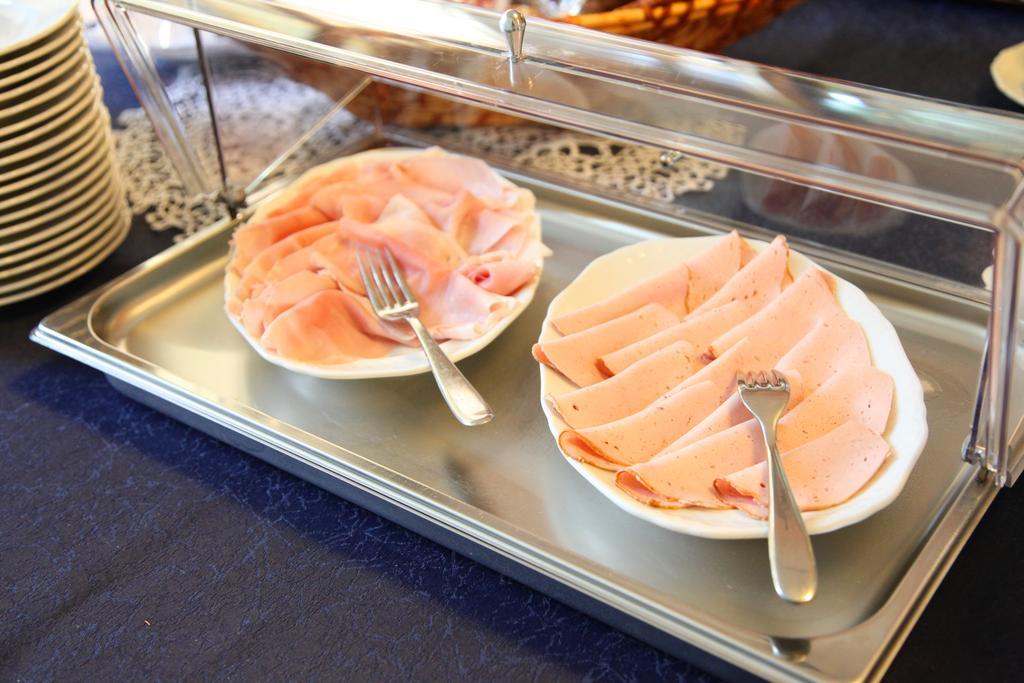 Albergo Ristorante Papa Пескиера дел Гарда Екстериор снимка